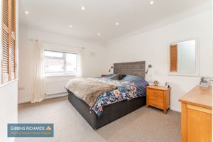 Bedroom- click for photo gallery